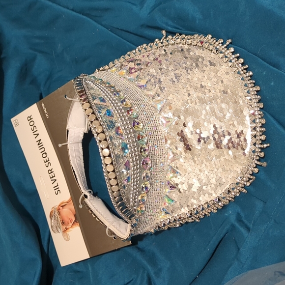 NWT silver sequin visor - Picture 3 of 5